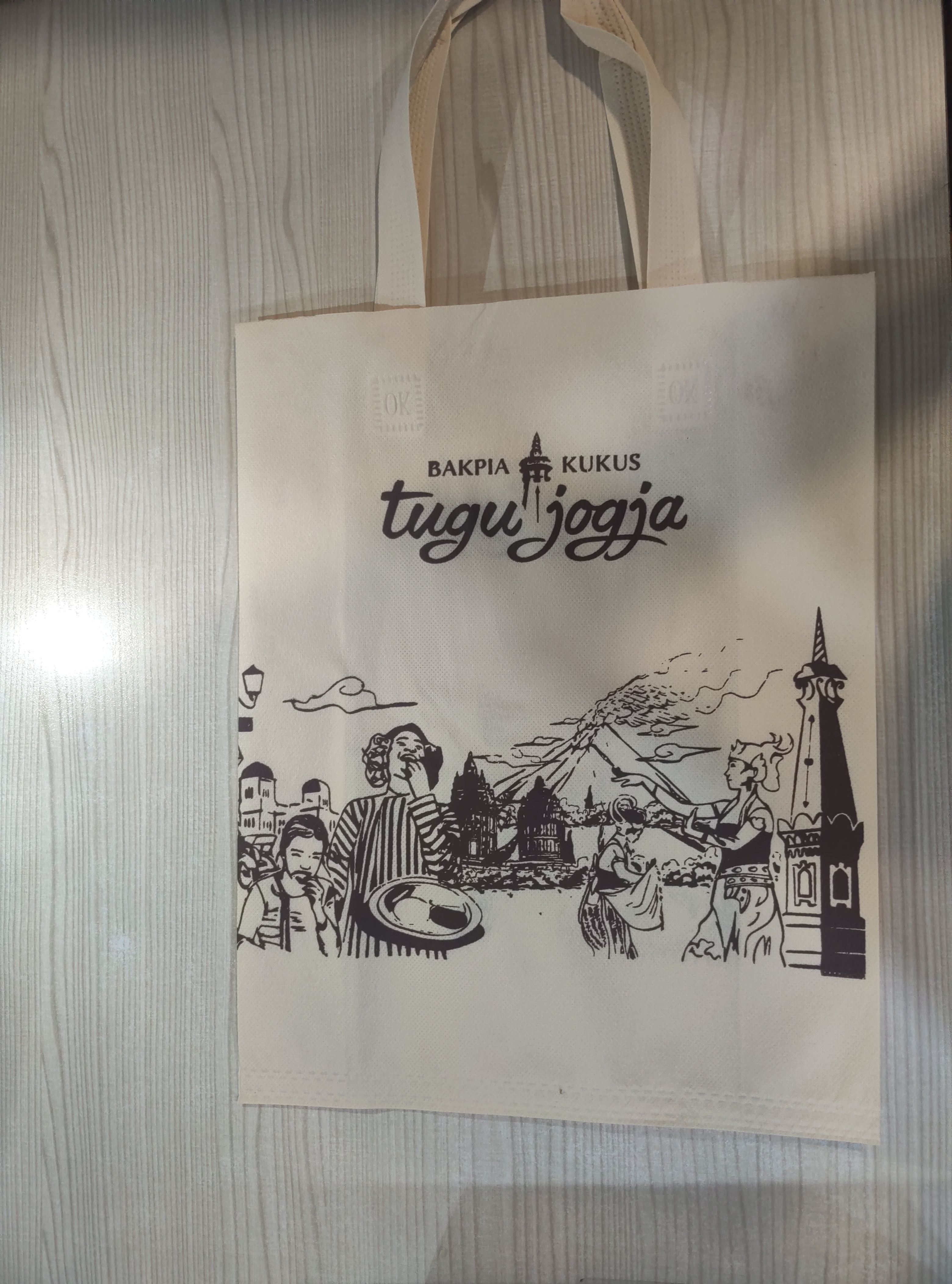 Spunbond Bag Tugu Jogja